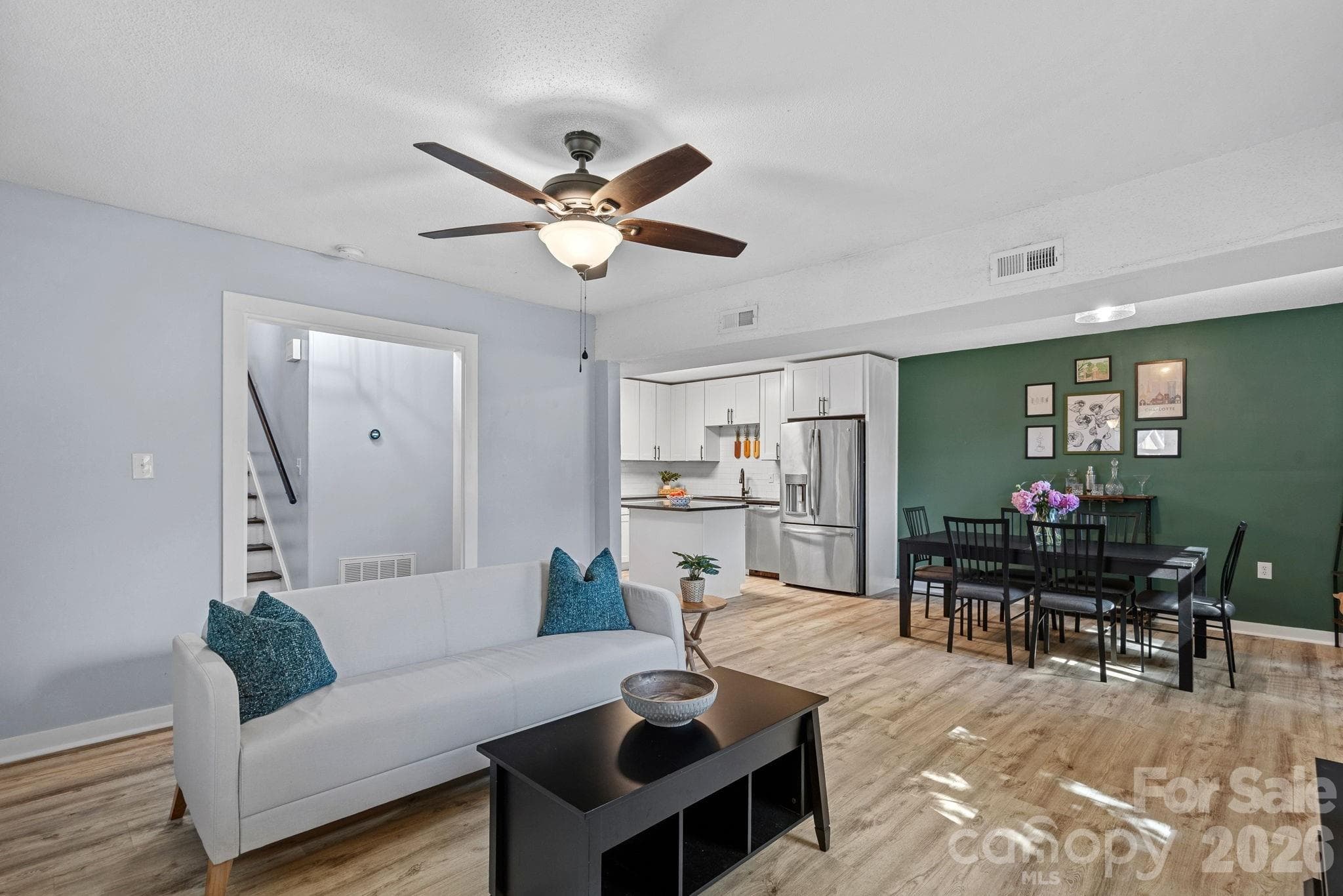 Single Family Residence at Charlotte, photo 4 of 20
