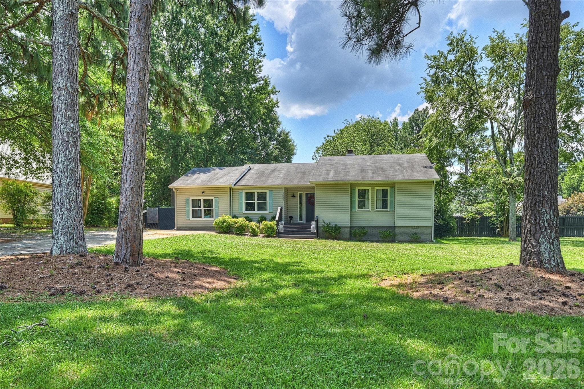Single Family Residence at Fort Mill, photo 2 of 47