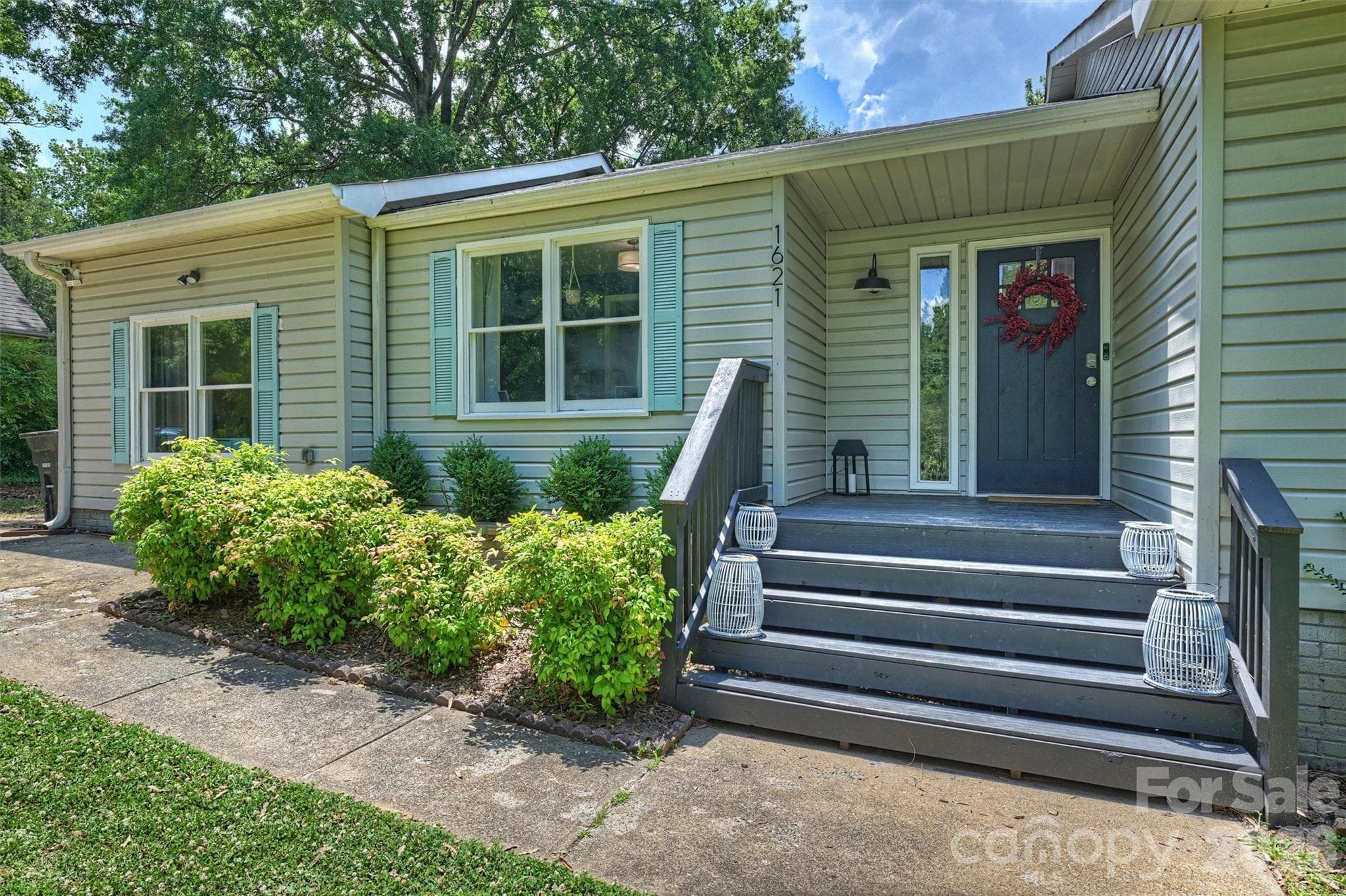 Single Family Residence at Fort Mill, photo 3 of 47