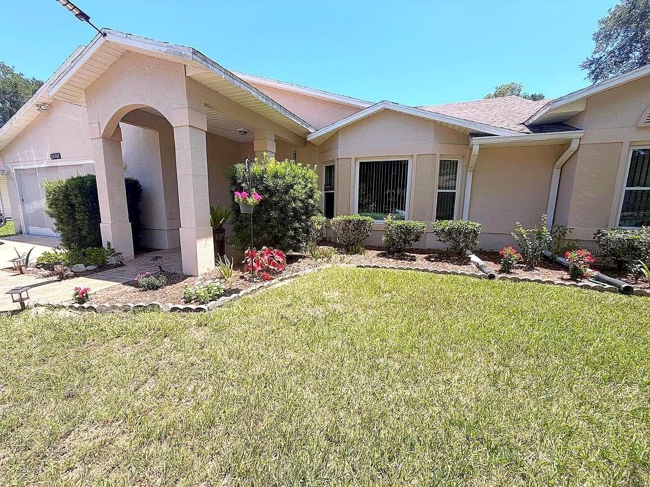 Single Family Residence at 26912 BECKER CT, LEESBURG, photo 21 of 32