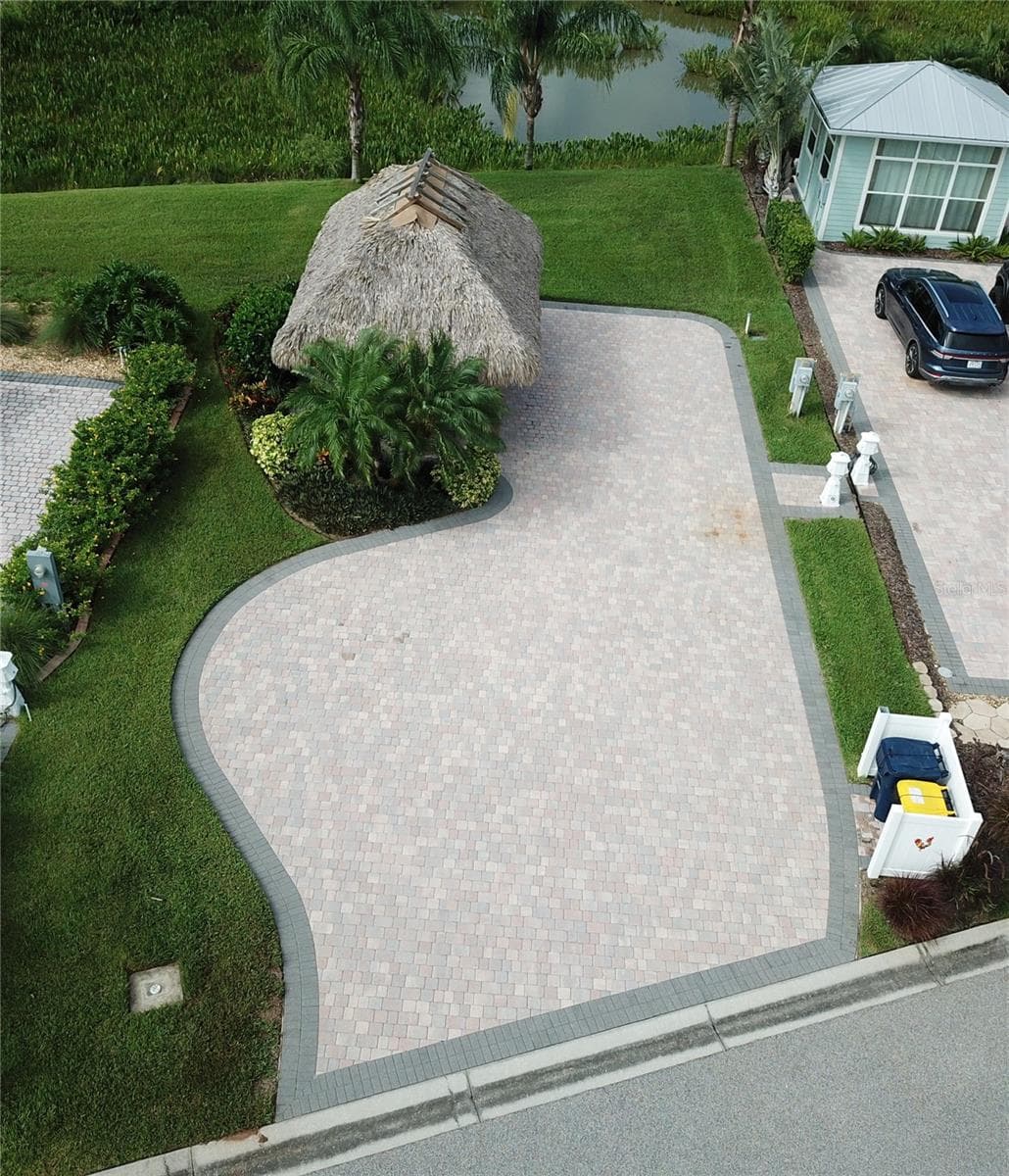 3254 RED TAIL HAWK DR