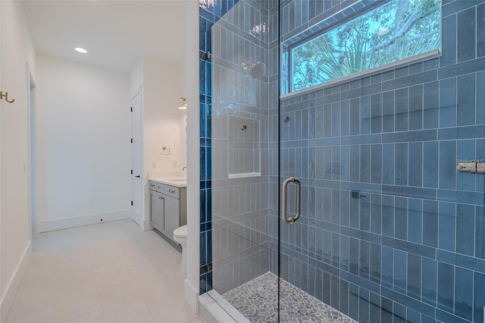 1st Floor guest bath/pool bath - 4608 W EL PRADO BLVD, TAMPA