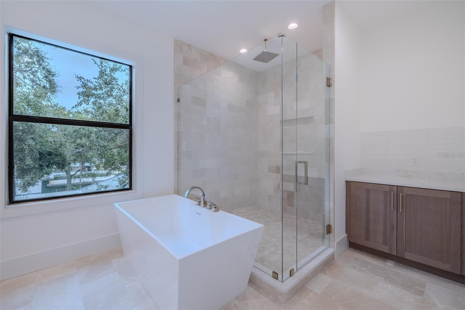 Primary Bathroom - 4608 W EL PRADO BLVD, TAMPA