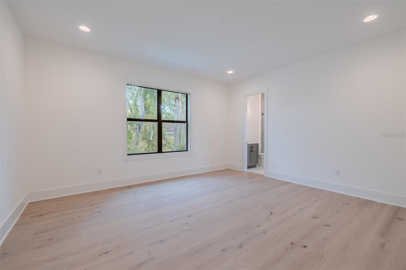 Bonus Room Upstairs - 4608 W EL PRADO BLVD, TAMPA