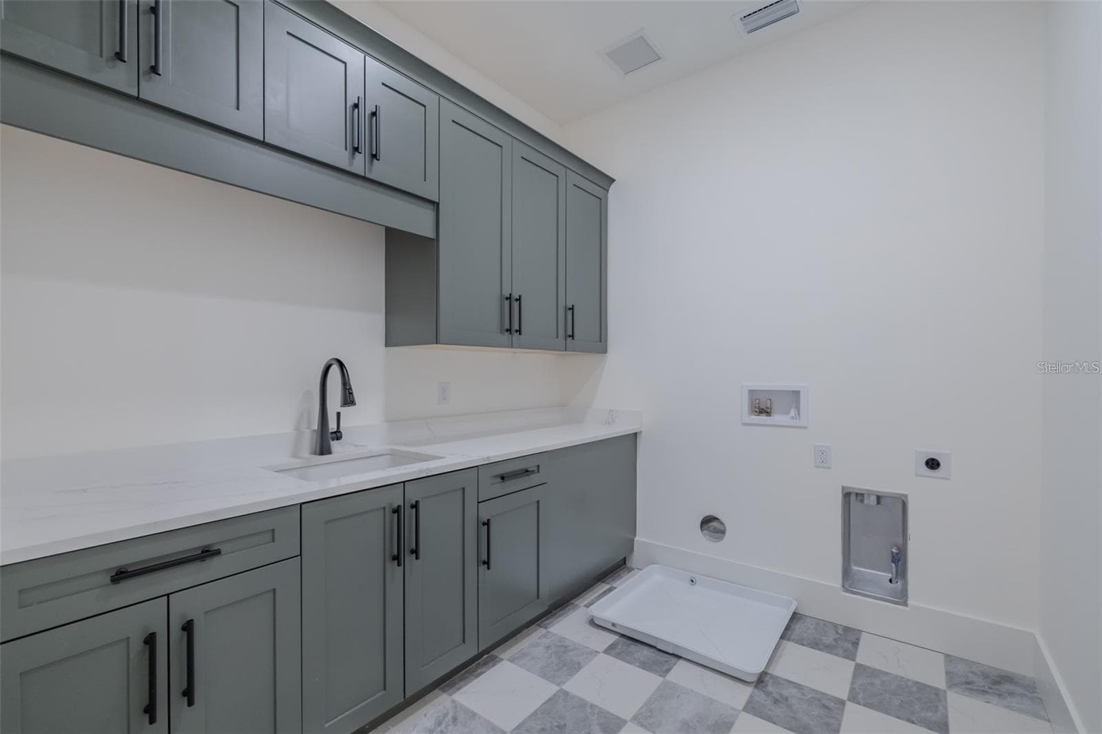 upstairs laundry Room - 4608 W EL PRADO BLVD, TAMPA