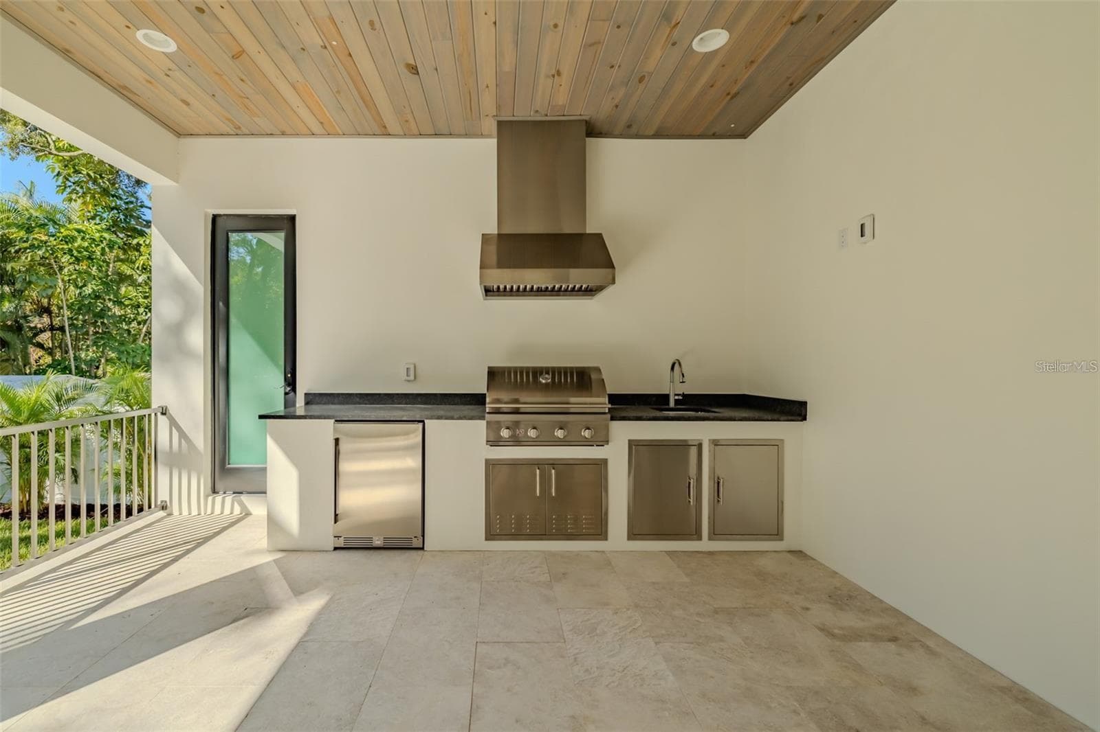 Single Family Residence at 4608 W EL PRADO BLVD, TAMPA, photo 50 of 54