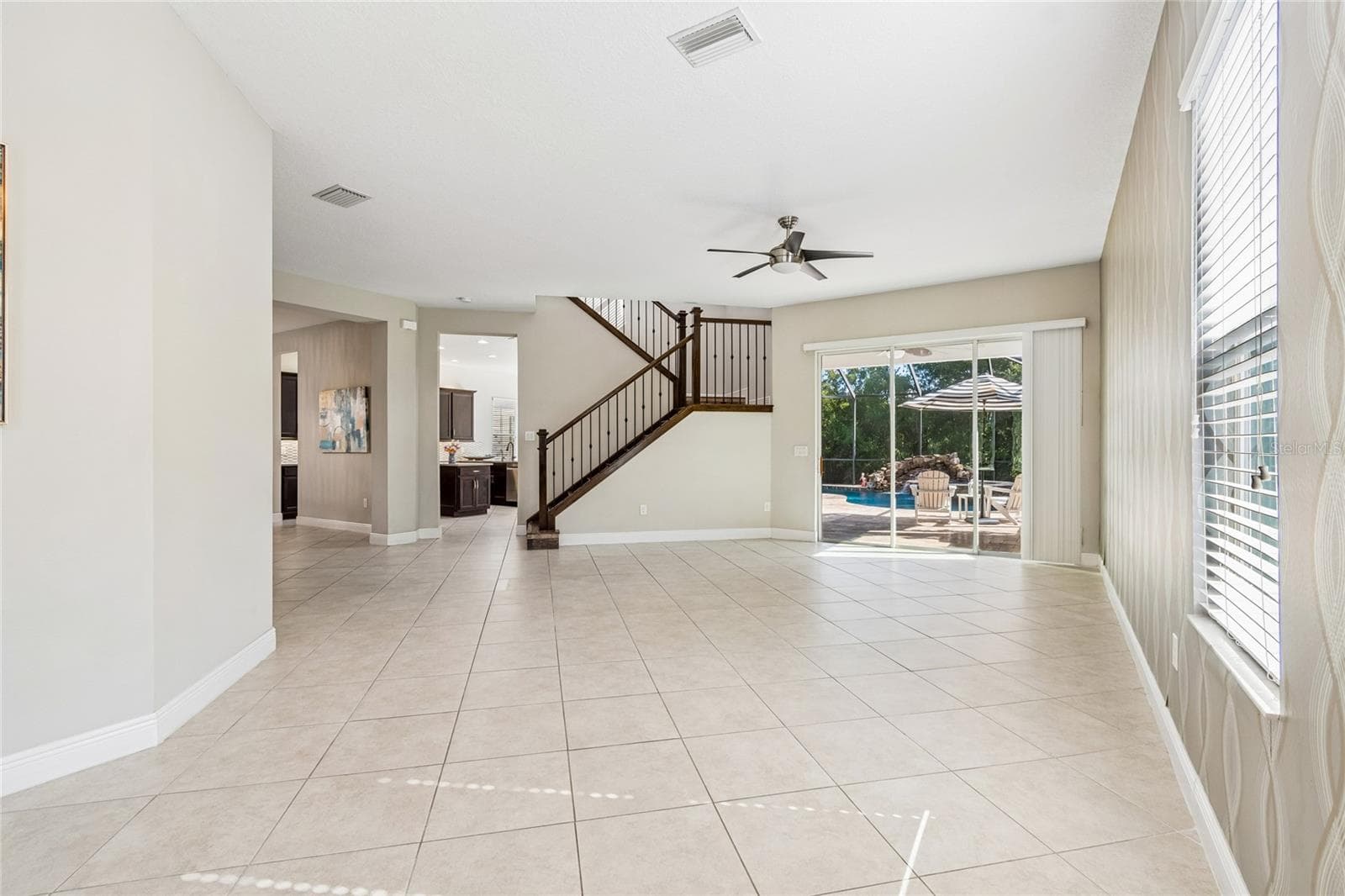 Single Family Residence at 30229 SOUTHERNWOOD CT, WESLEY CHAPEL, photo 12 of 90