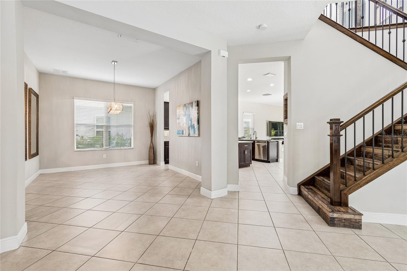 Single Family Residence at 30229 SOUTHERNWOOD CT, WESLEY CHAPEL, photo 16 of 90