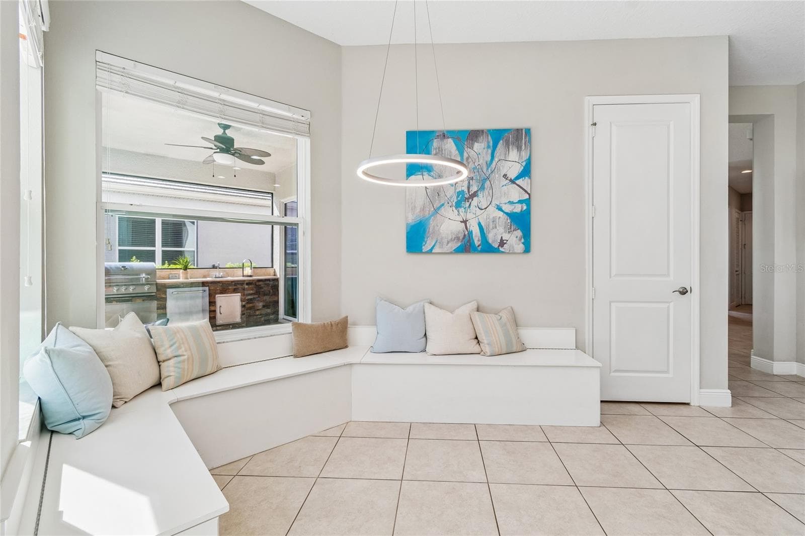 Breakfast Nook - 30229 SOUTHERNWOOD CT, WESLEY CHAPEL