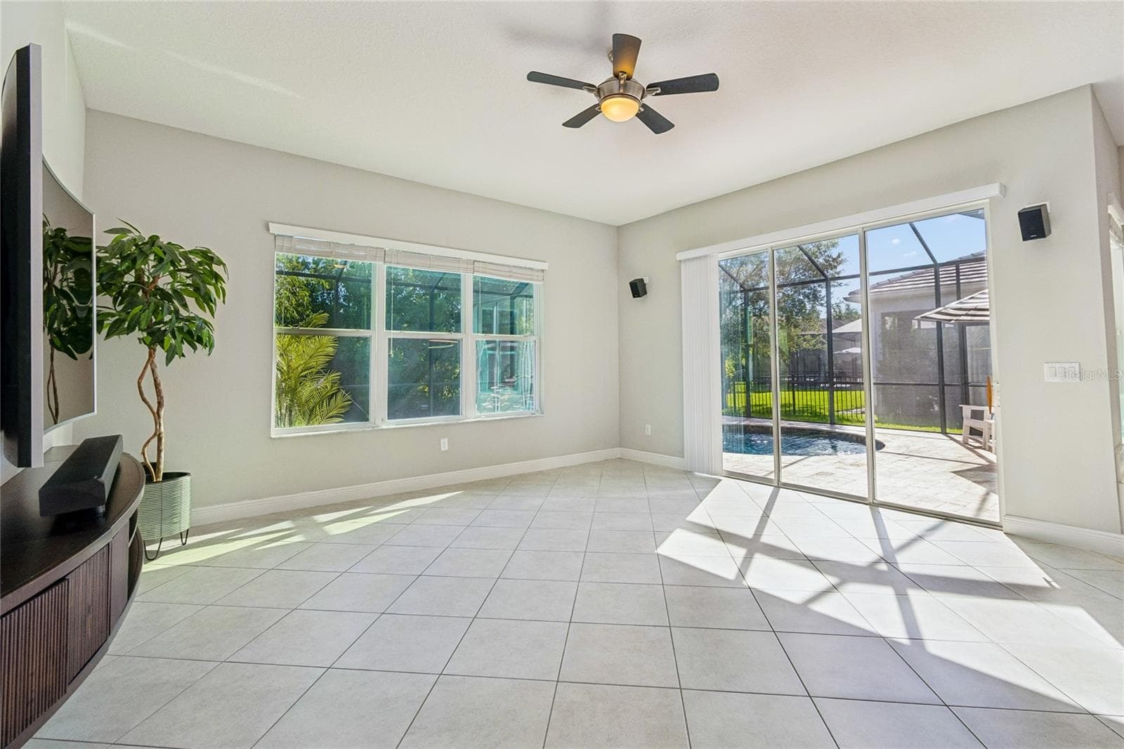 Single Family Residence at 30229 SOUTHERNWOOD CT, WESLEY CHAPEL, photo 36 of 90