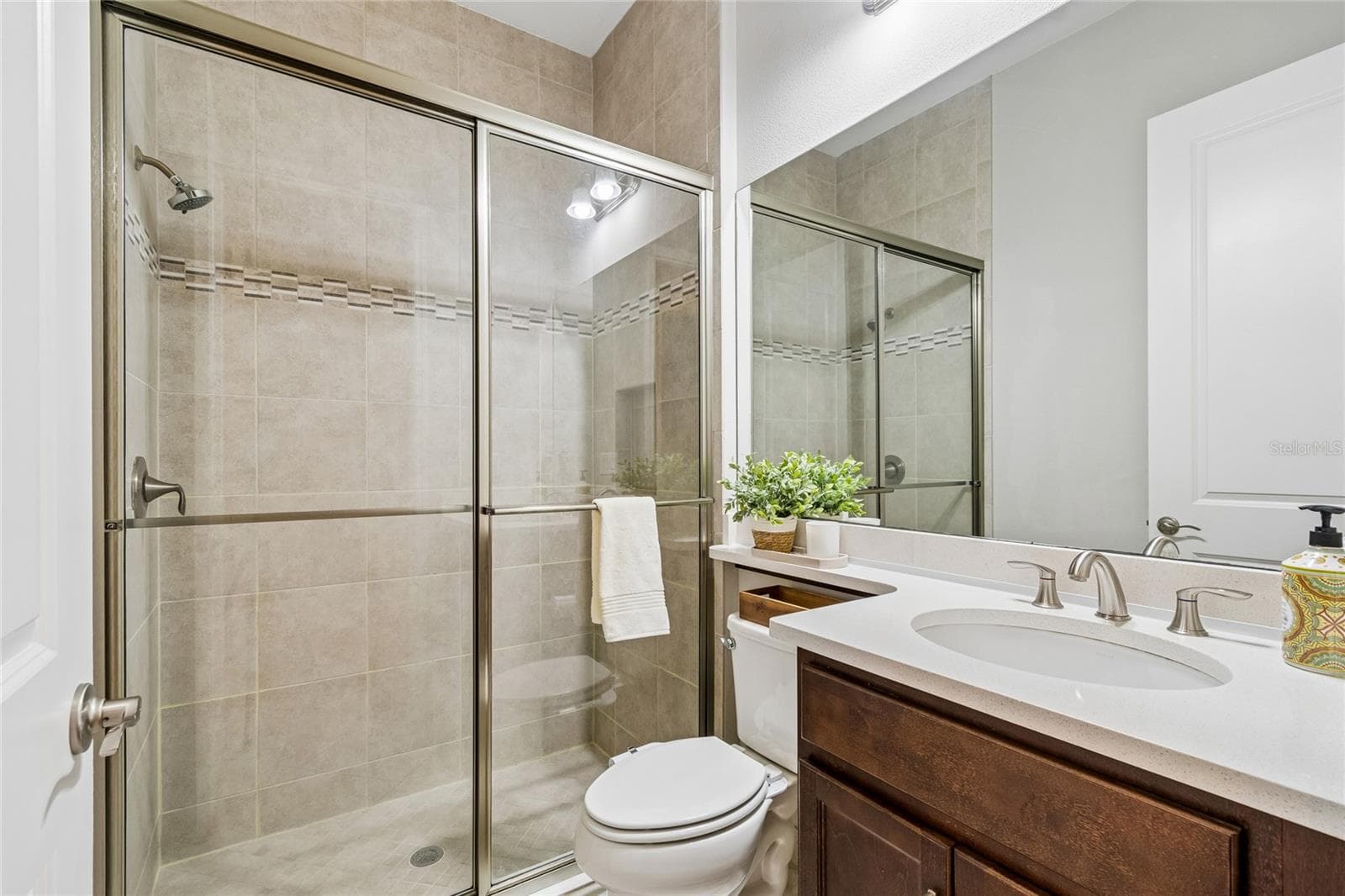 Single Family Residence at 30229 SOUTHERNWOOD CT, WESLEY CHAPEL, photo 38 of 90