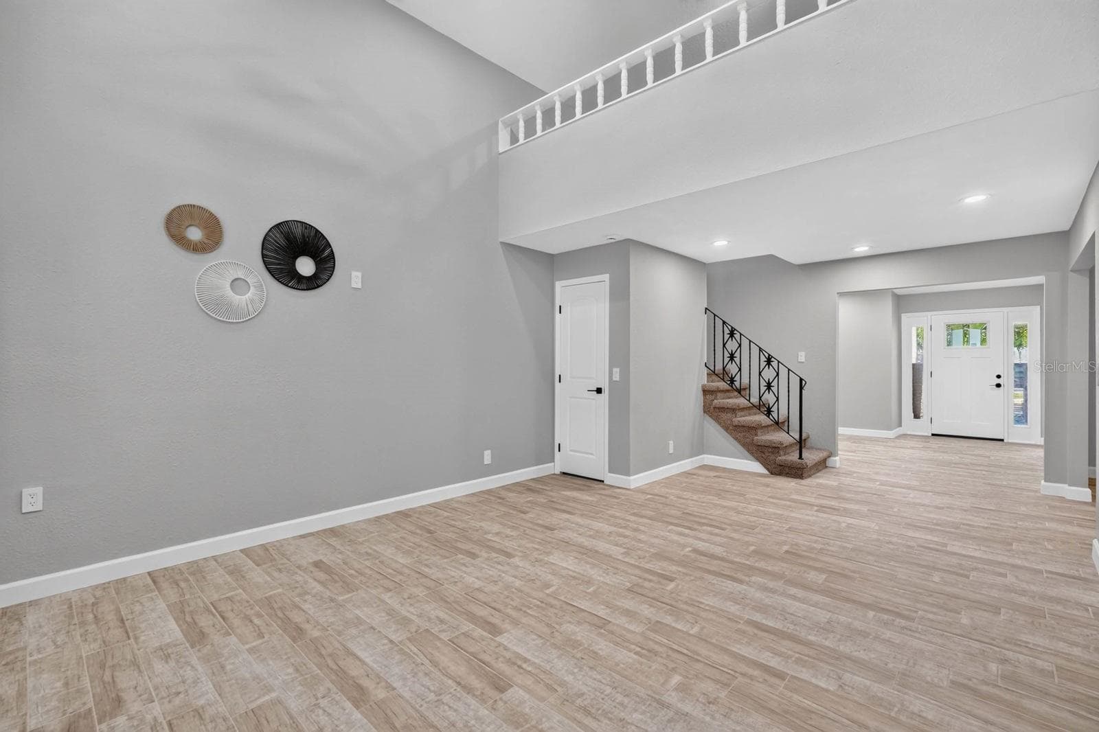 Living Room - 1510 N BEACH ST, ORMOND BEACH