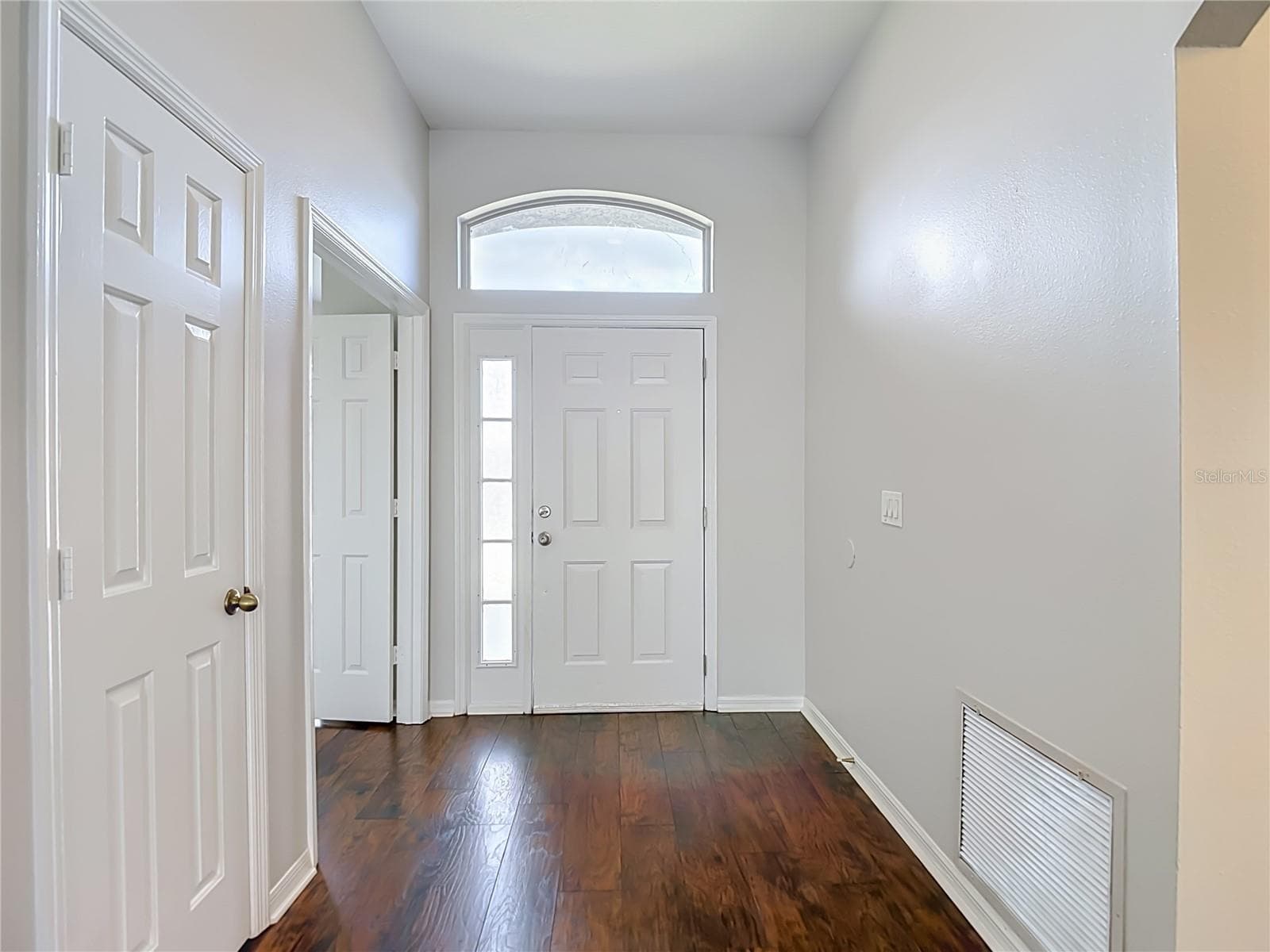 Single Family Residence at 1732 HULETT DR, BRANDON, photo 7 of 63