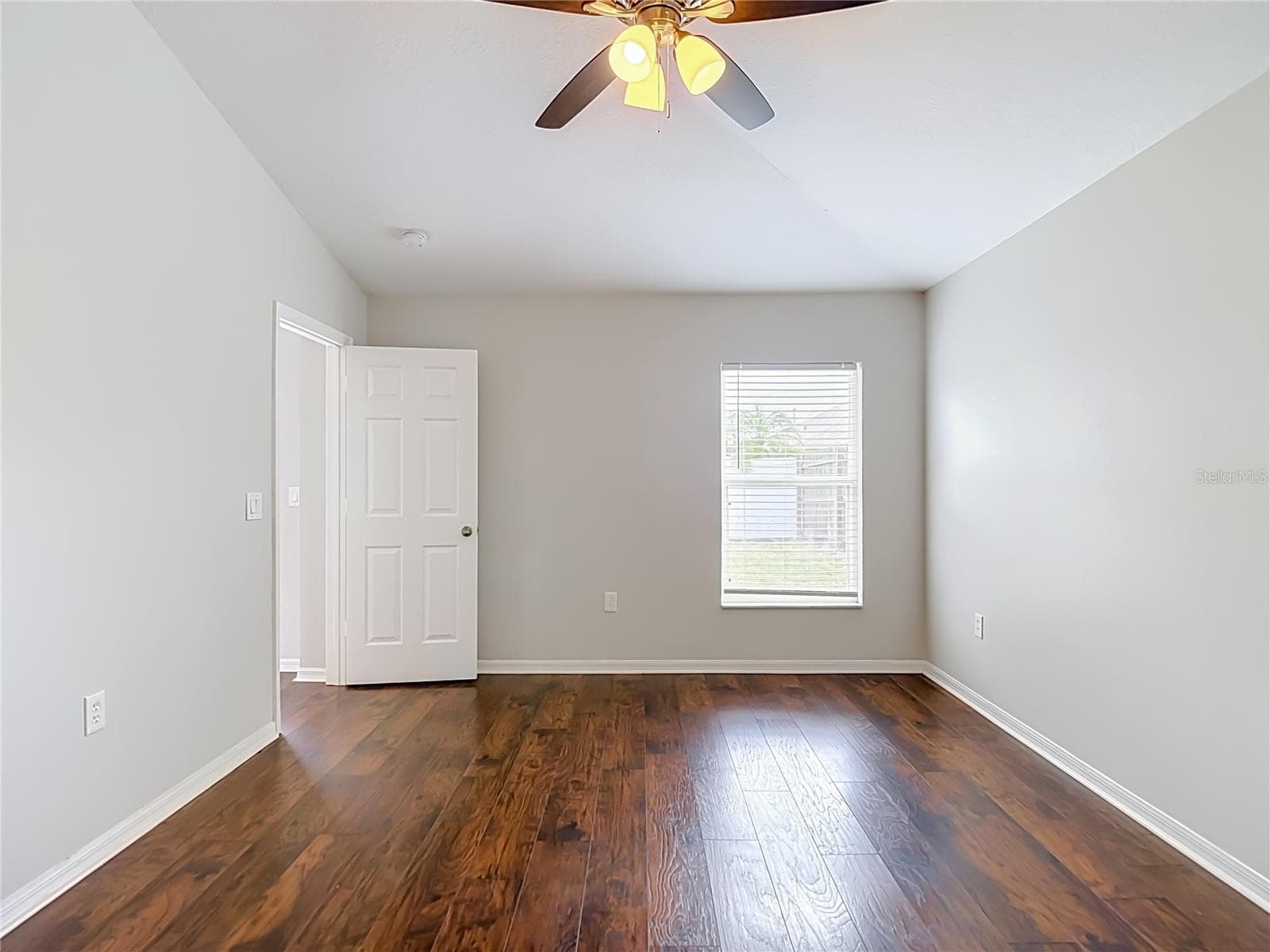 Single Family Residence at 1732 HULETT DR, BRANDON, photo 32 of 63