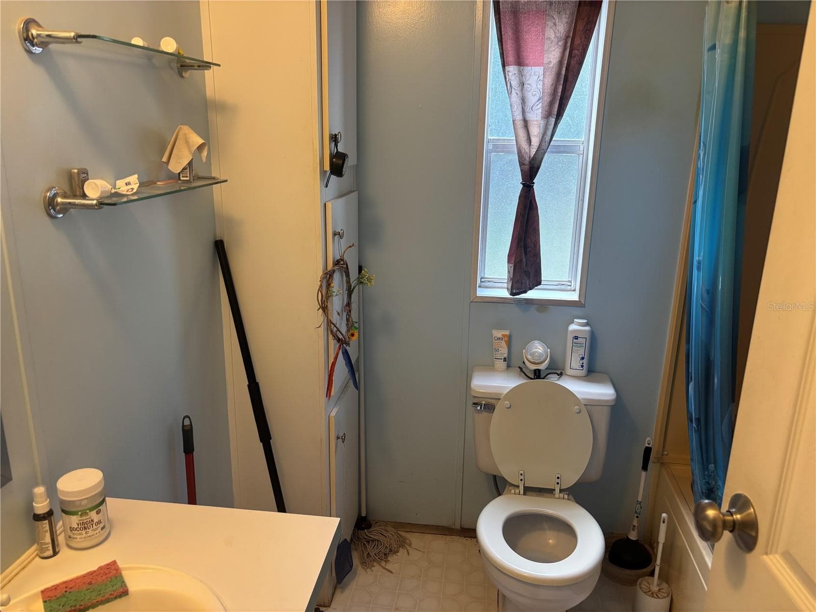 Manufactured Home at 2695 NE 147TH CT, SILVER SPRINGS, photo 13 of 18