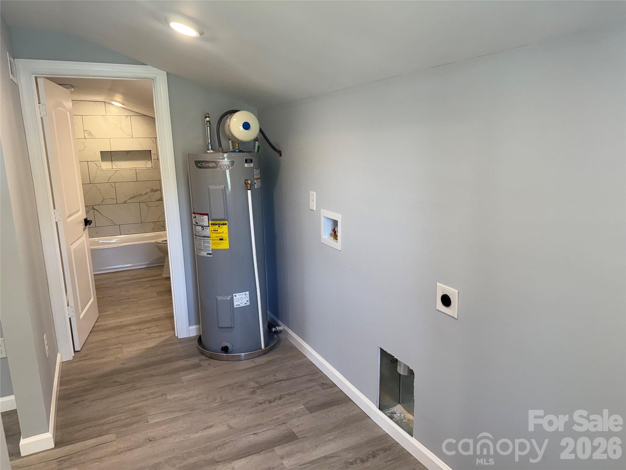 laundry room - 3812 Cliffside Road, Mooresboro