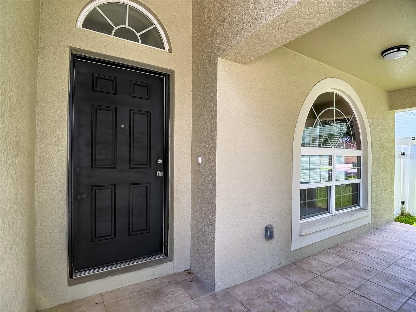Single Family Residence at 805 LESA GLEN PL, BRANDON, photo 5 of 64