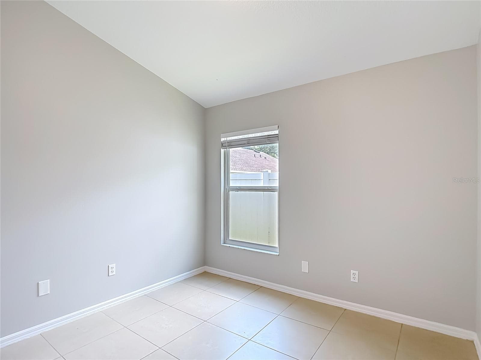 Single Family Residence at 805 LESA GLEN PL, BRANDON, photo 28 of 64