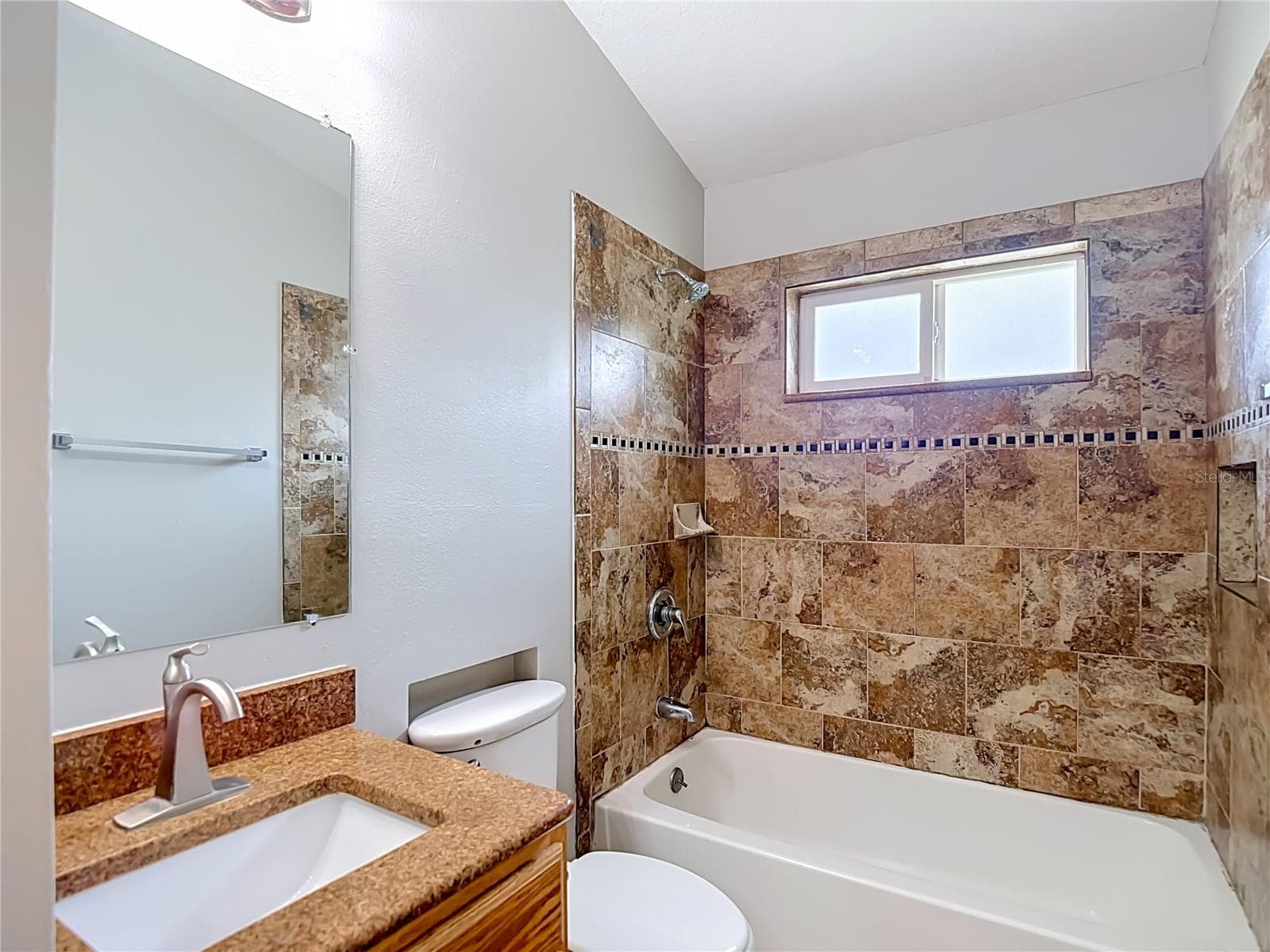 Single Family Residence at 805 LESA GLEN PL, BRANDON, photo 35 of 64
