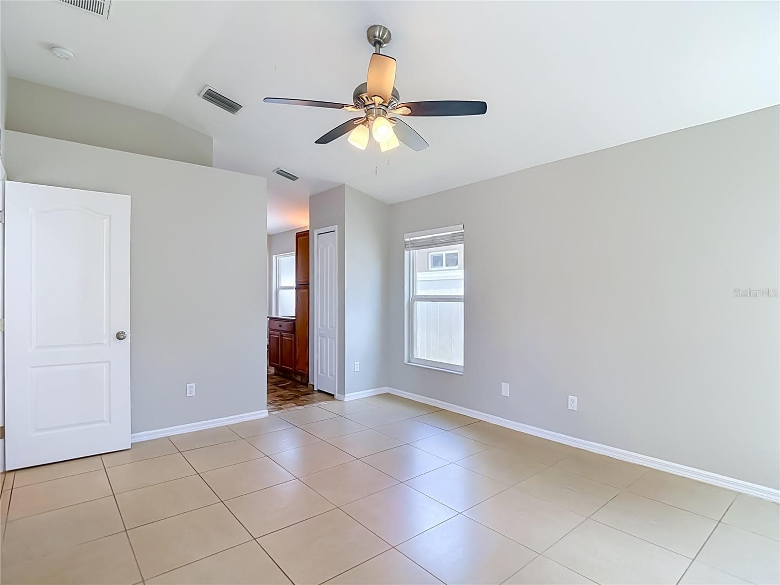 Single Family Residence at 805 LESA GLEN PL, BRANDON, photo 42 of 64