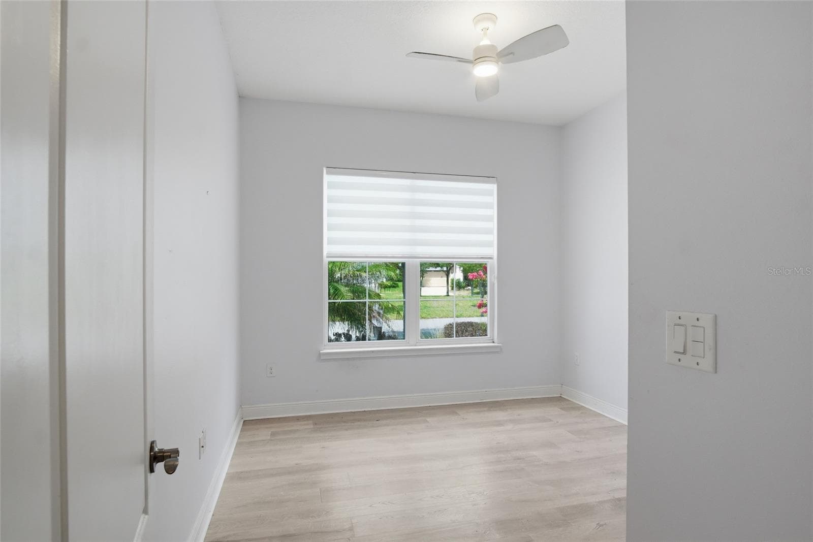 Front Bedroom - 5027 E FOUNTAINWOOD DR, ST CLOUD