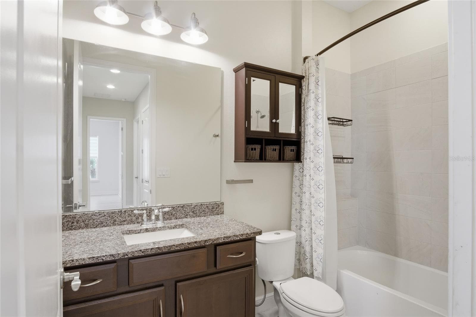 guest bathroom - 5027 E FOUNTAINWOOD DR, ST CLOUD