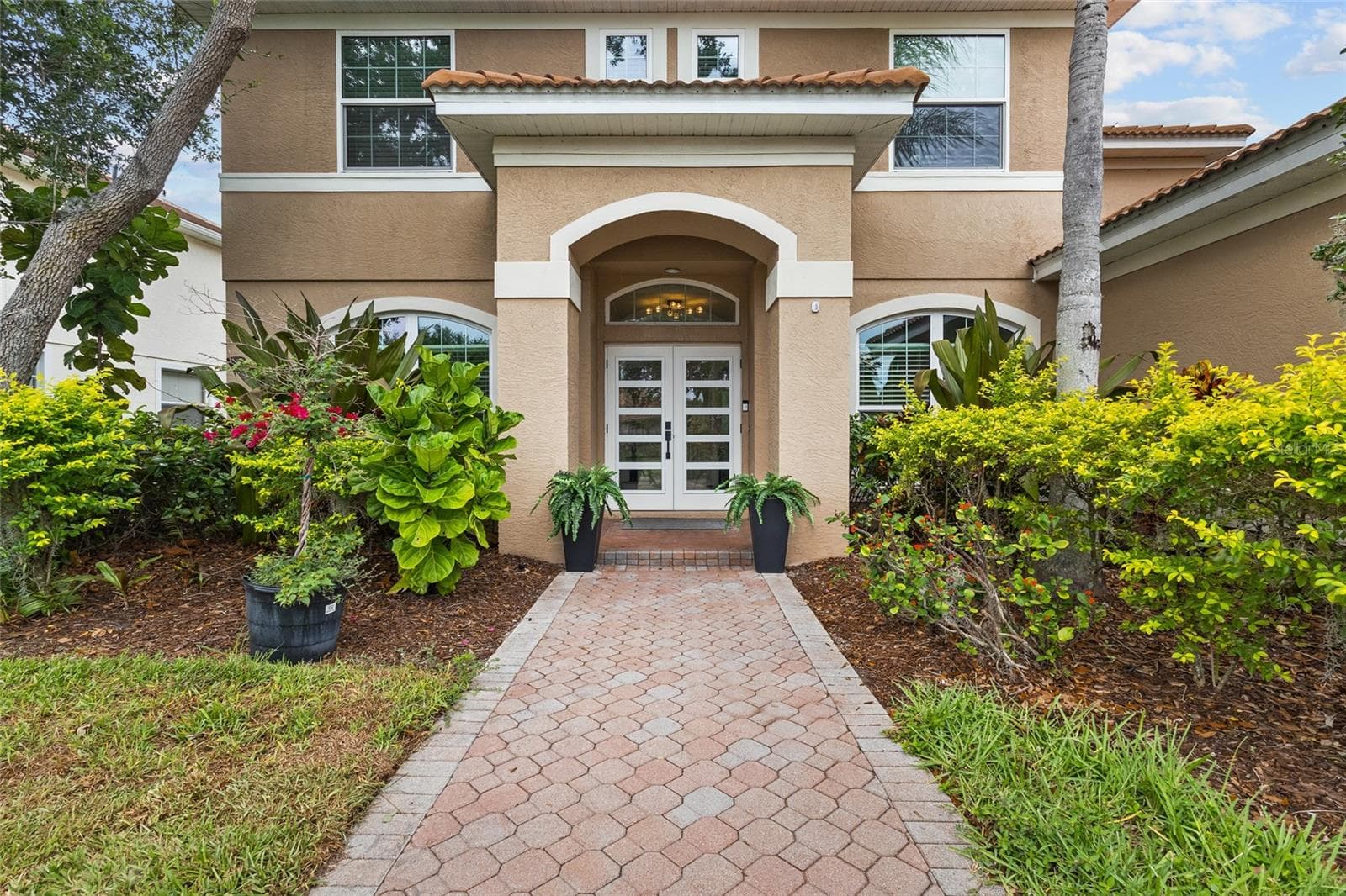 Single Family Residence at 7627 DESERT INN WAY, LAKEWOOD RANCH, photo 2 of 66