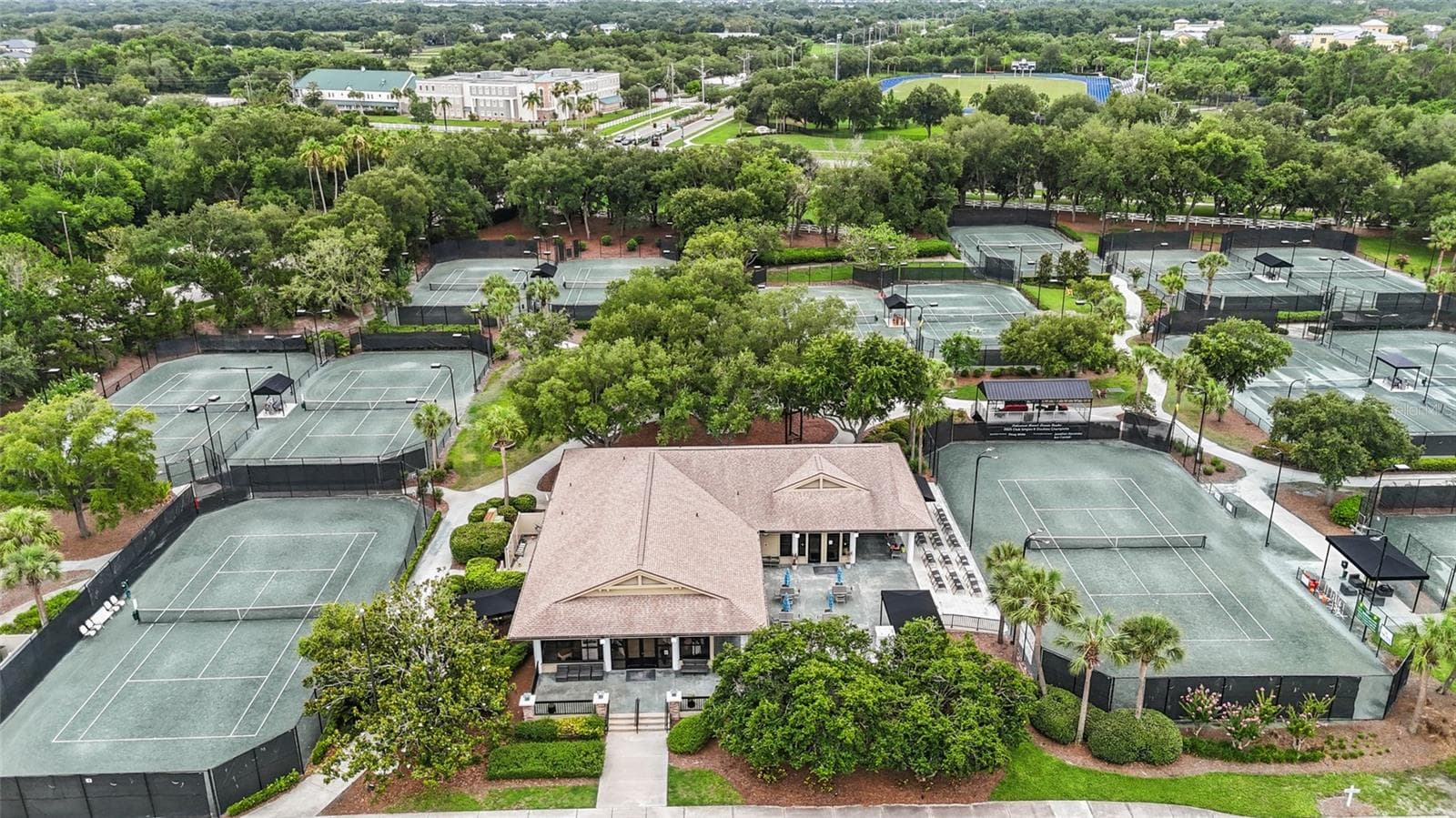 Single Family Residence at 7627 DESERT INN WAY, LAKEWOOD RANCH, photo 59 of 66