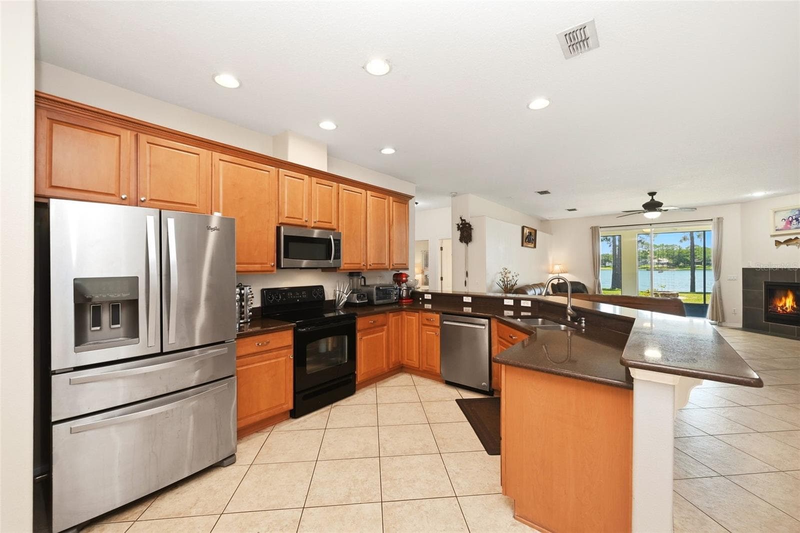 Single Family Residence at 14620 CABLESHIRE WAY, ORLANDO, photo 14 of 55