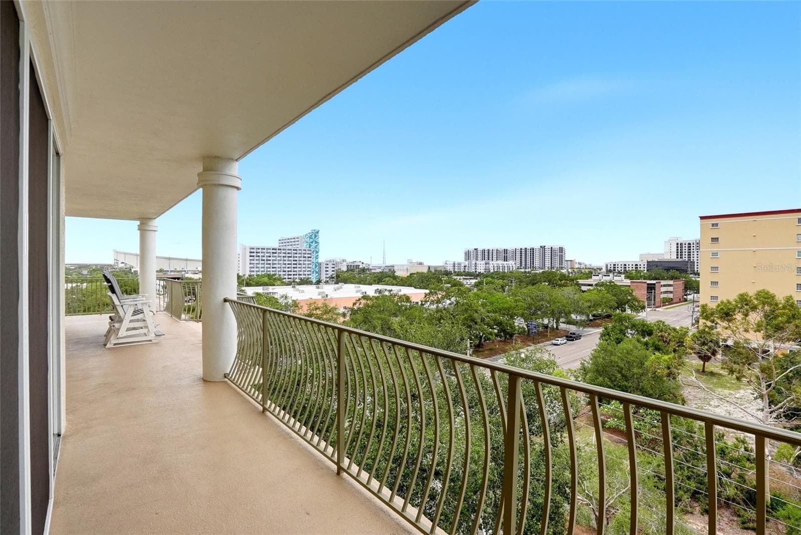 Condominium at 750 4TH AVE S #705D, ST PETERSBURG, photo 7 of 60