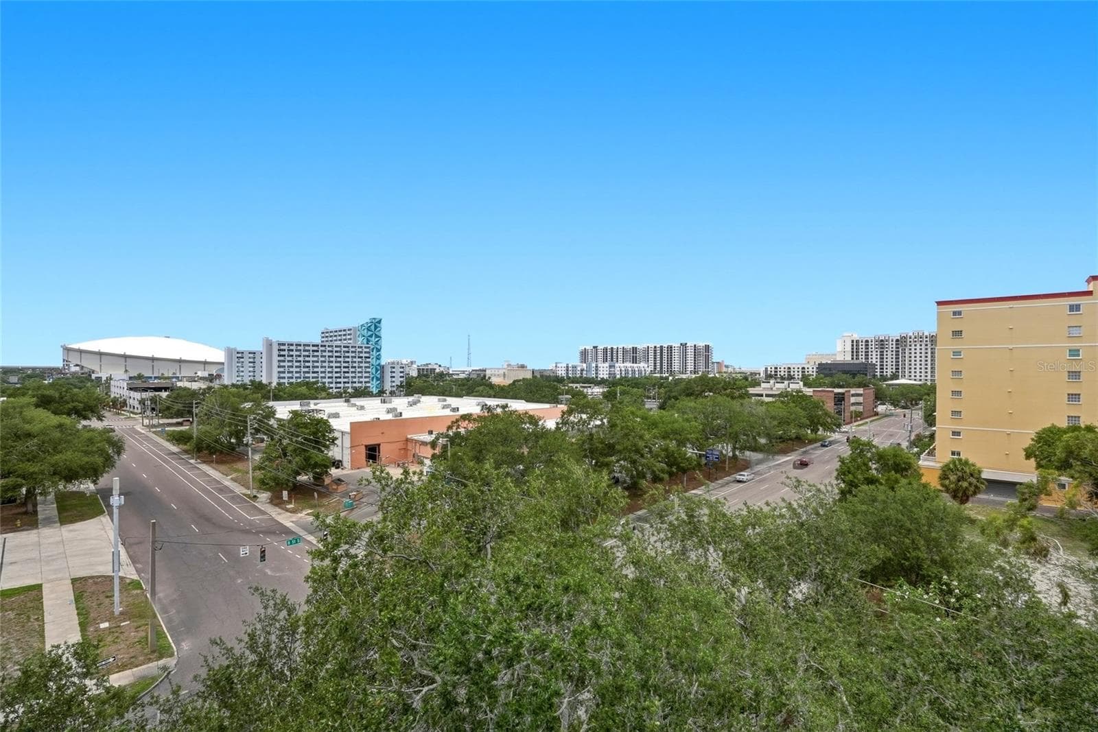 Condominium at 750 4TH AVE S #705D, ST PETERSBURG, photo 8 of 60