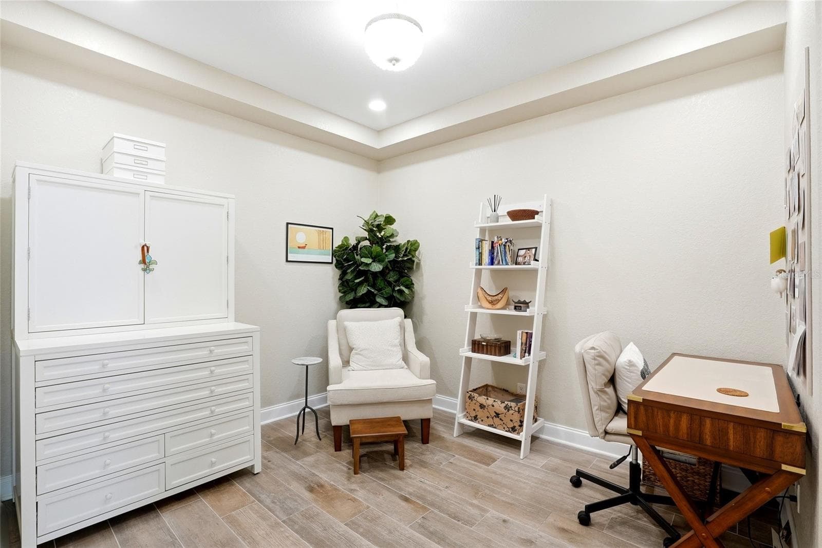 Condominium at 750 4TH AVE S #705D, ST PETERSBURG, photo 17 of 60