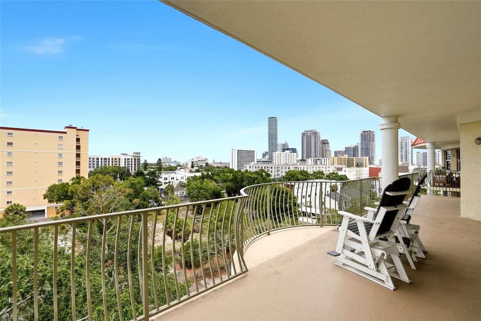 Condominium at 750 4TH AVE S #705D, ST PETERSBURG, photo 25 of 60