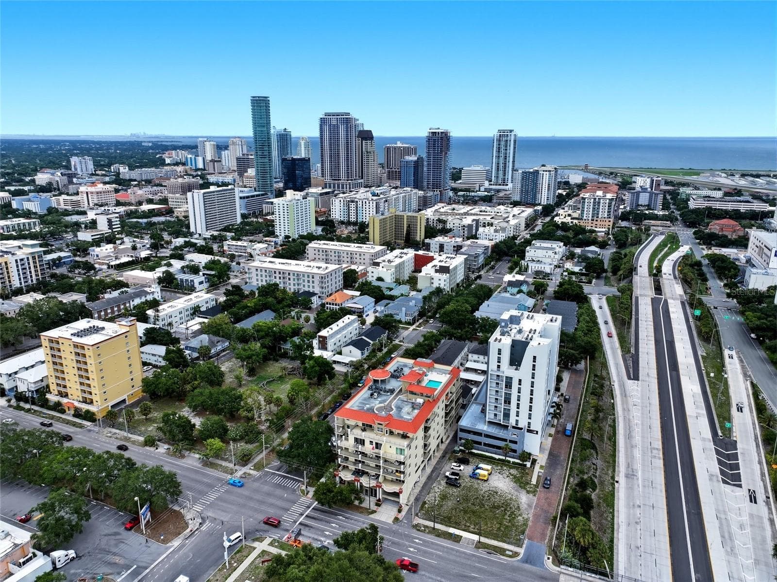 Condominium at 750 4TH AVE S #705D, ST PETERSBURG, photo 58 of 60