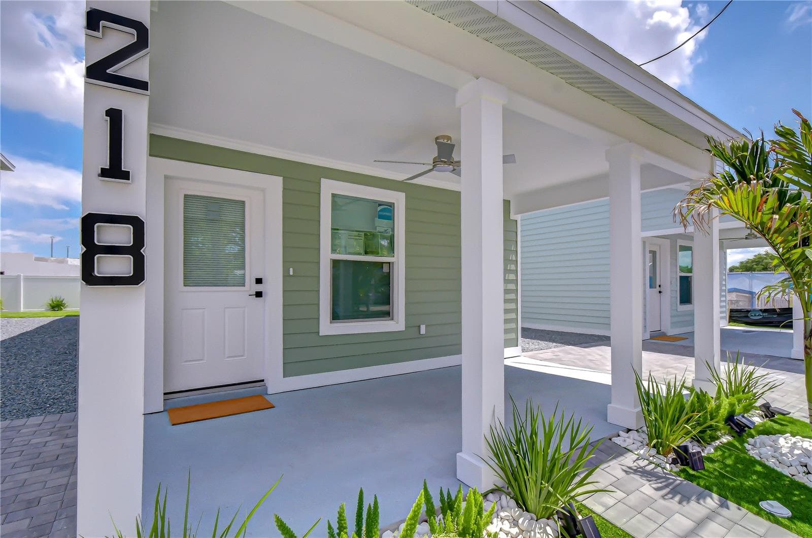 Single Family Residence at 218 8TH AVENUE DR W, BRADENTON, photo 7 of 30