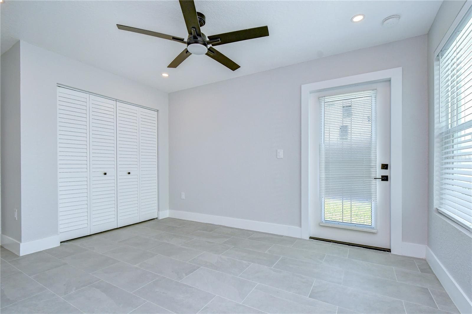 Single Family Residence at 218 8TH AVENUE DR W, BRADENTON, photo 18 of 30
