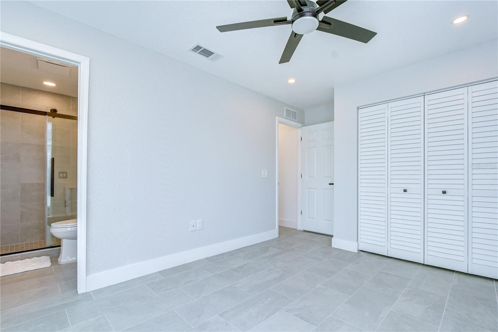 Single Family Residence at 218 8TH AVENUE DR W, BRADENTON, photo 19 of 30