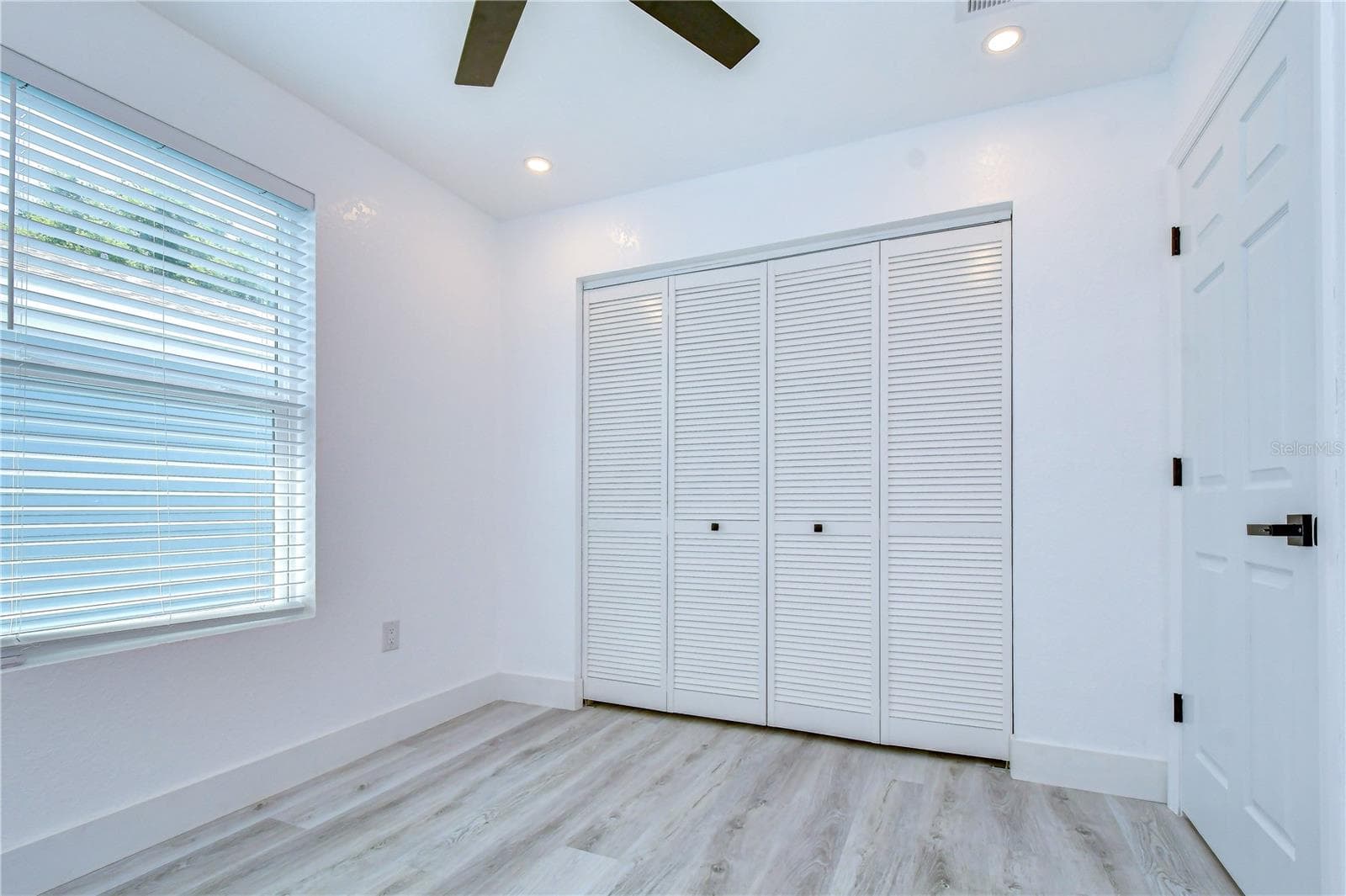 Single Family Residence at 218 8TH AVENUE DR W, BRADENTON, photo 21 of 30