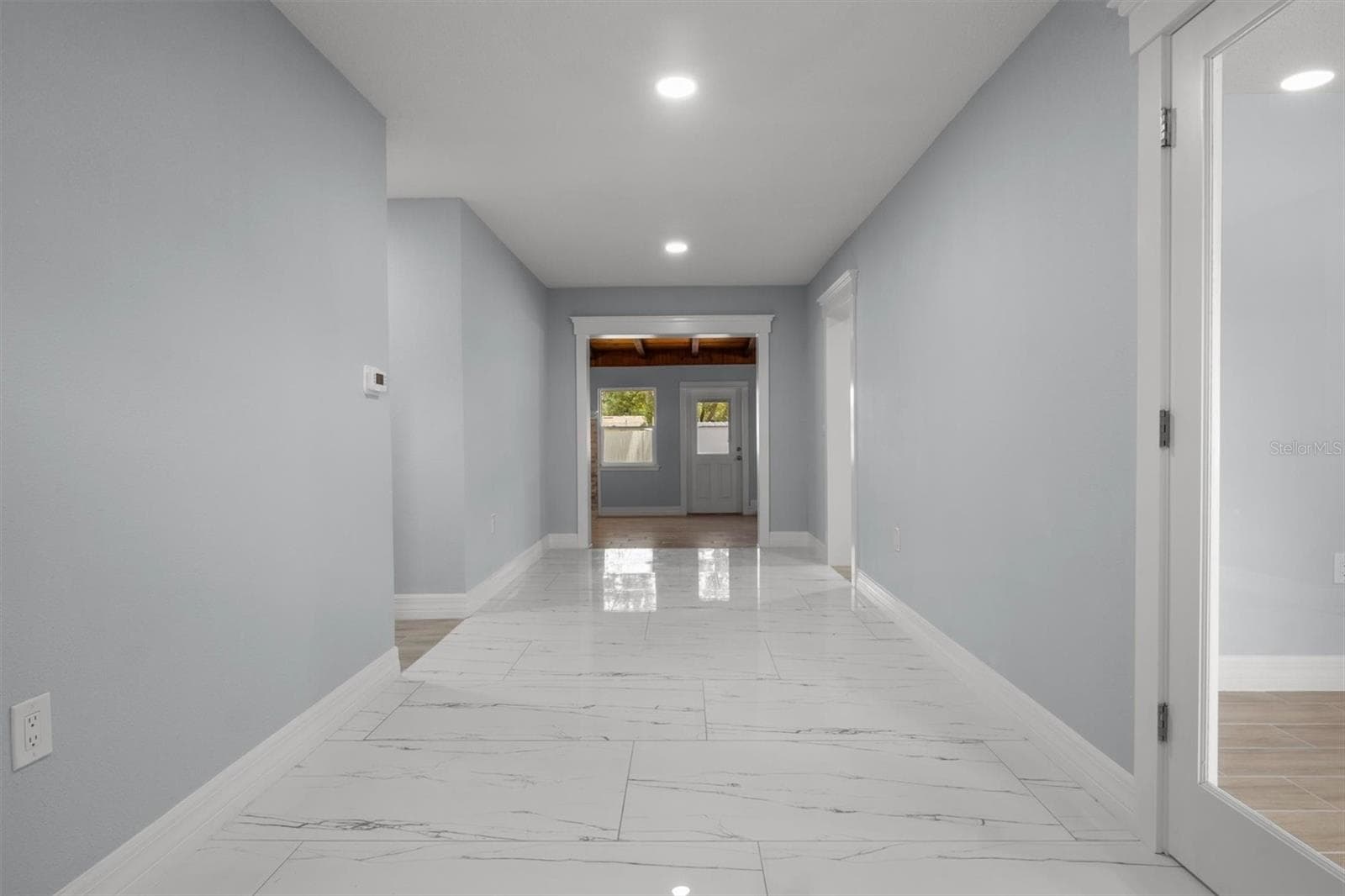Foyer - 3945 CHART PRINE RD, LAKELAND