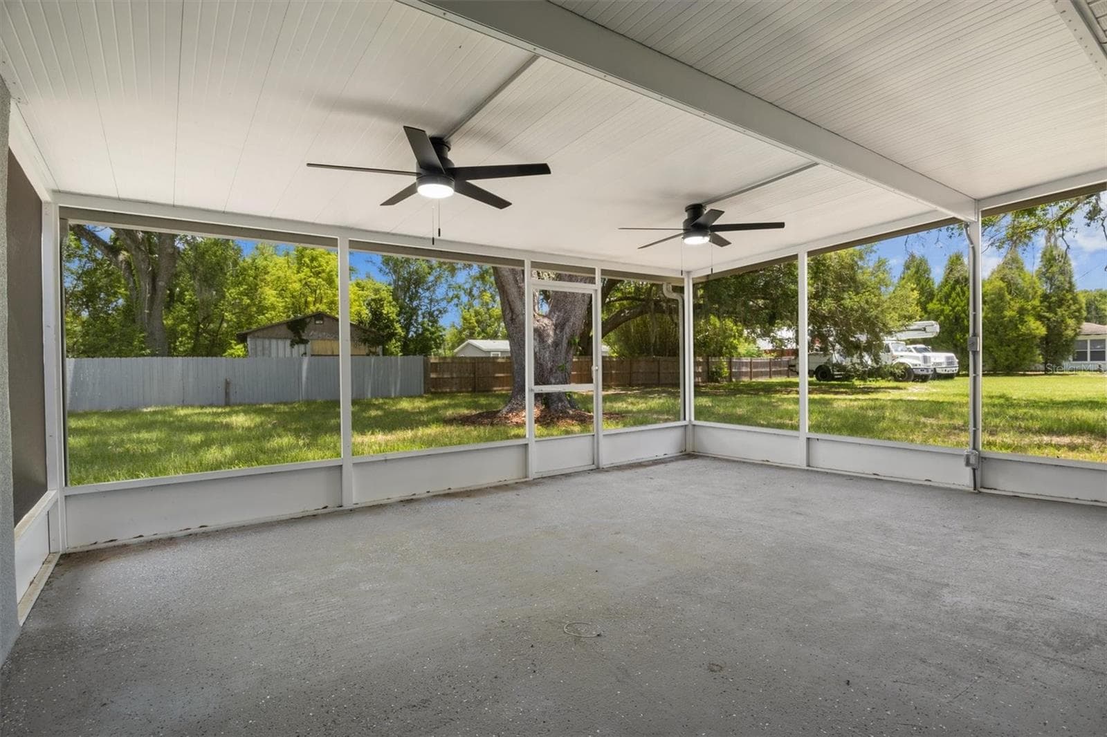 Screened Patio - 3945 CHART PRINE RD, LAKELAND