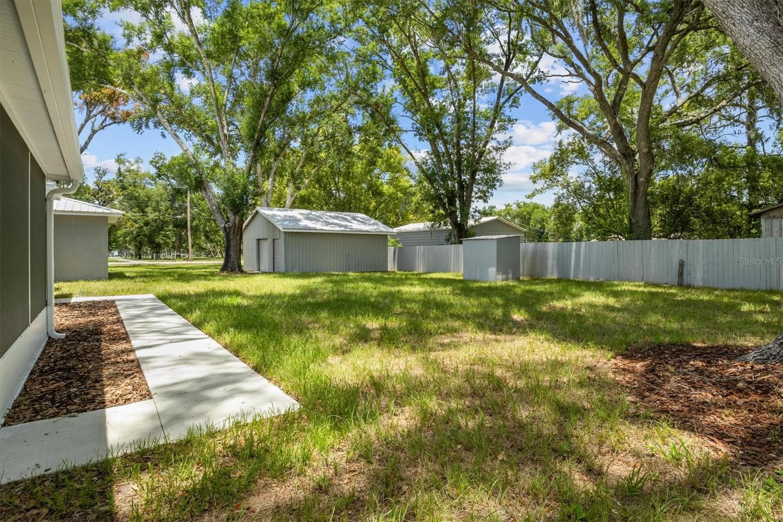 Rear of Home - 3945 CHART PRINE RD, LAKELAND