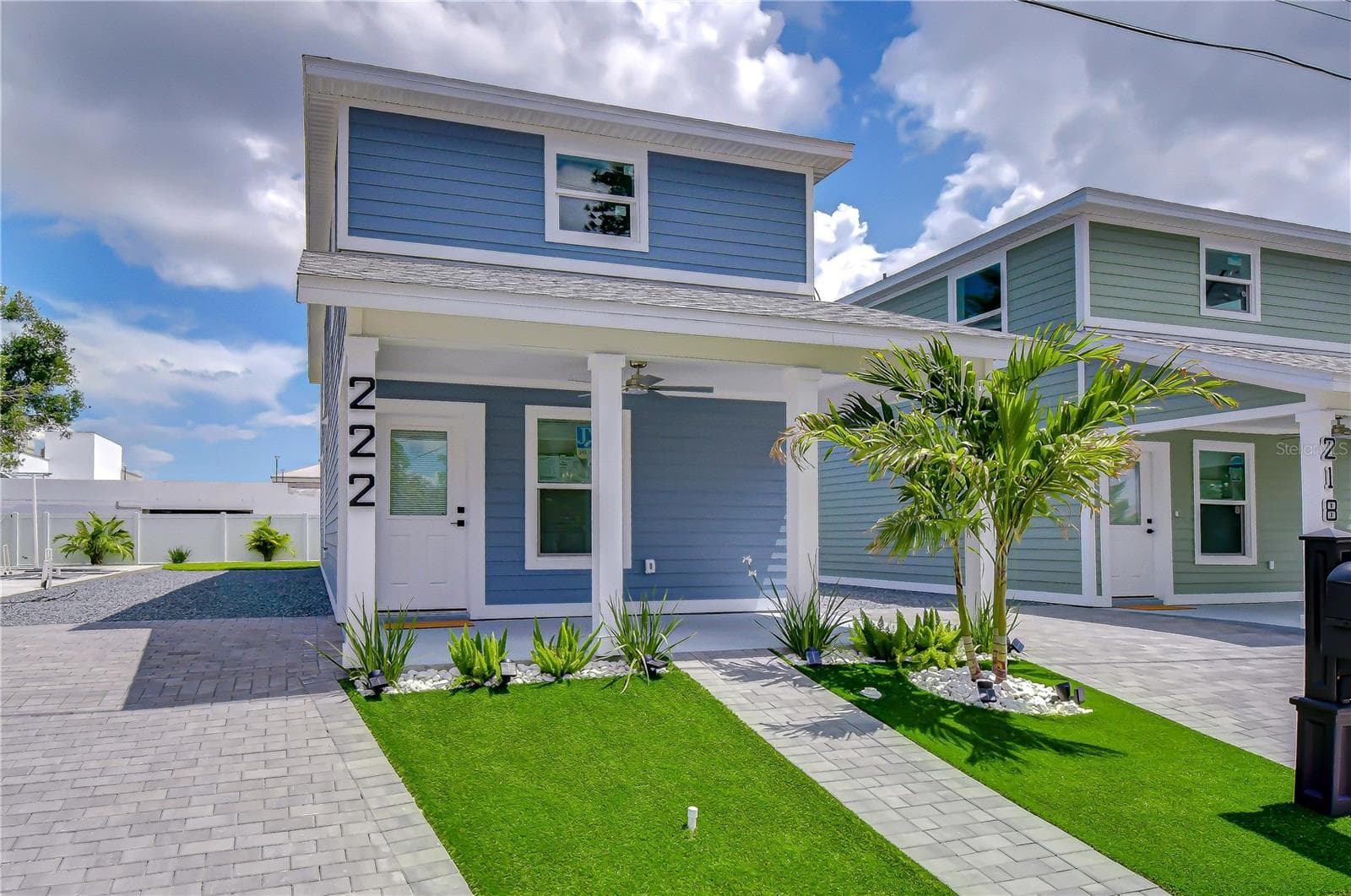 Single Family Residence at 222 8TH AVENUE DR W, BRADENTON, photo 3 of 33