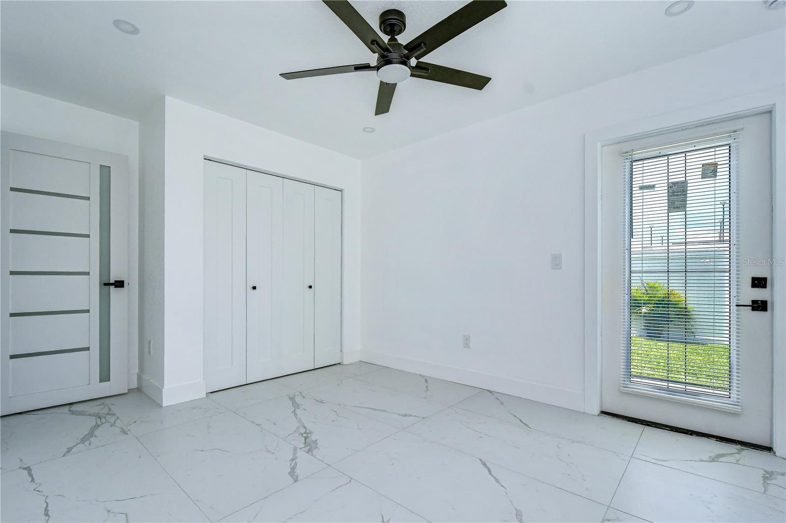 Single Family Residence at 222 8TH AVENUE DR W, BRADENTON, photo 16 of 33