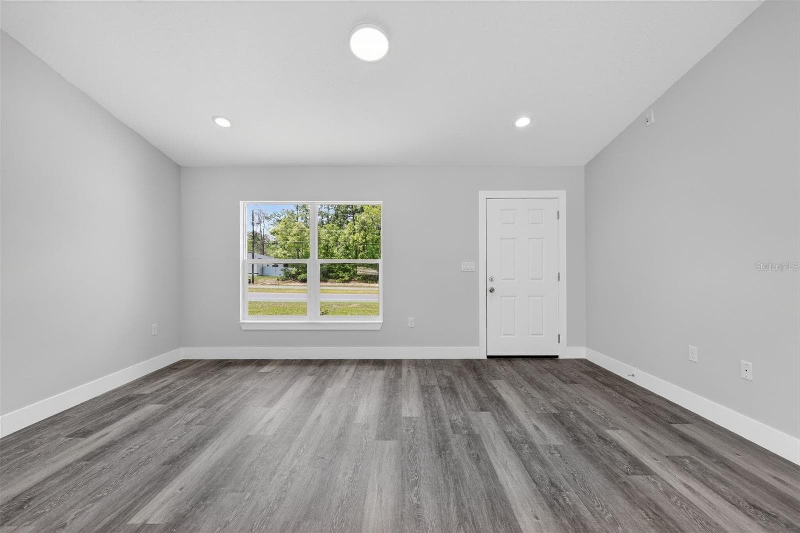 Single Family Residence at 1913 SW DEERPARK HEIGHTS RD, DUNNELLON, photo 6 of 26
