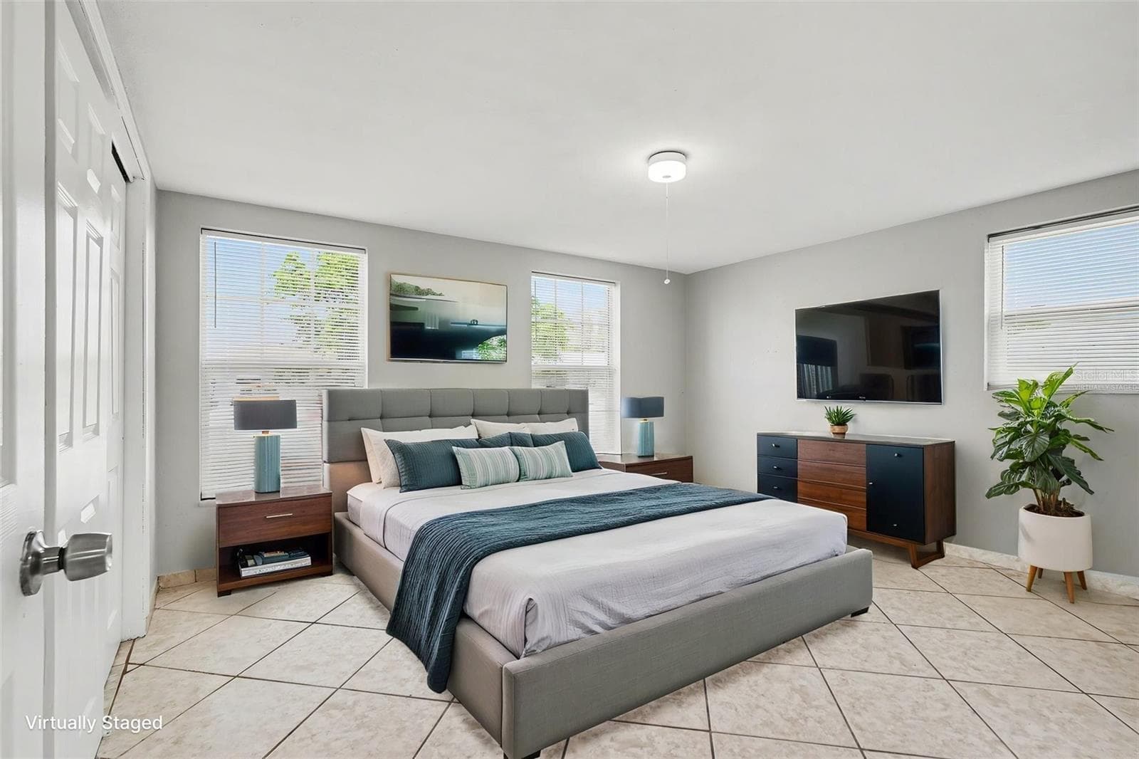 Virtually Staged - 7836 LOTUS DR, PORT RICHEY
