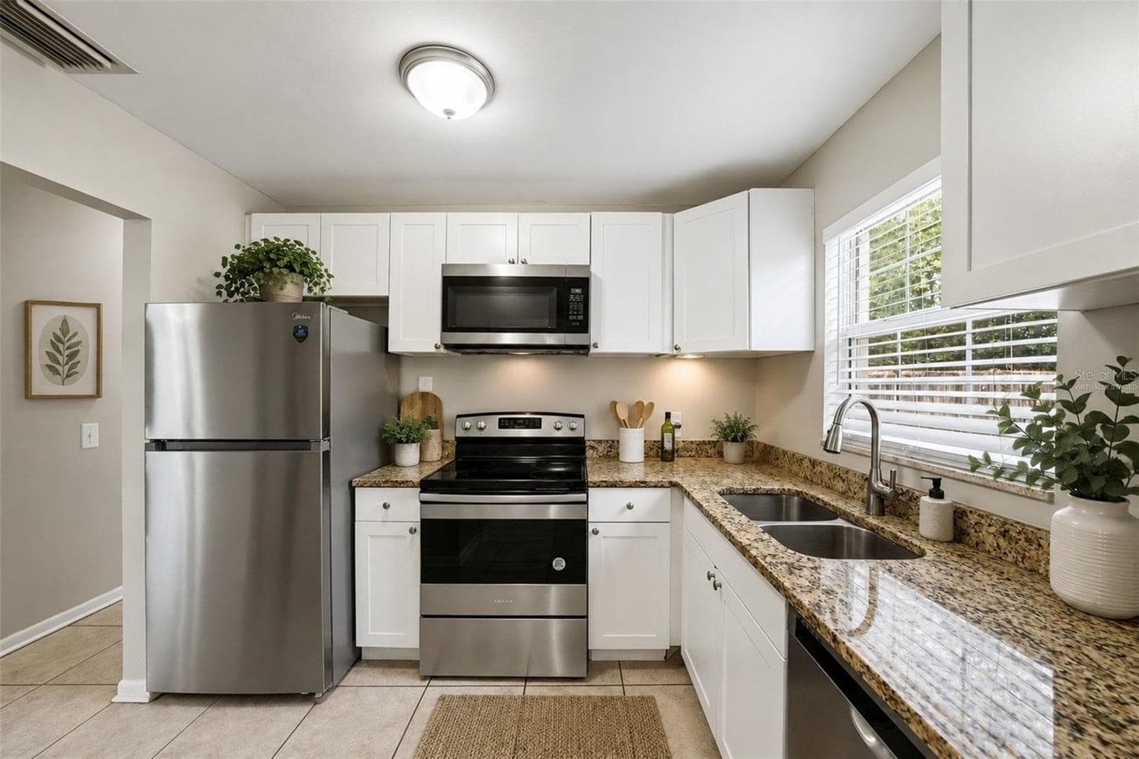 Virtually Staged - 10209 N 28TH ST, TAMPA