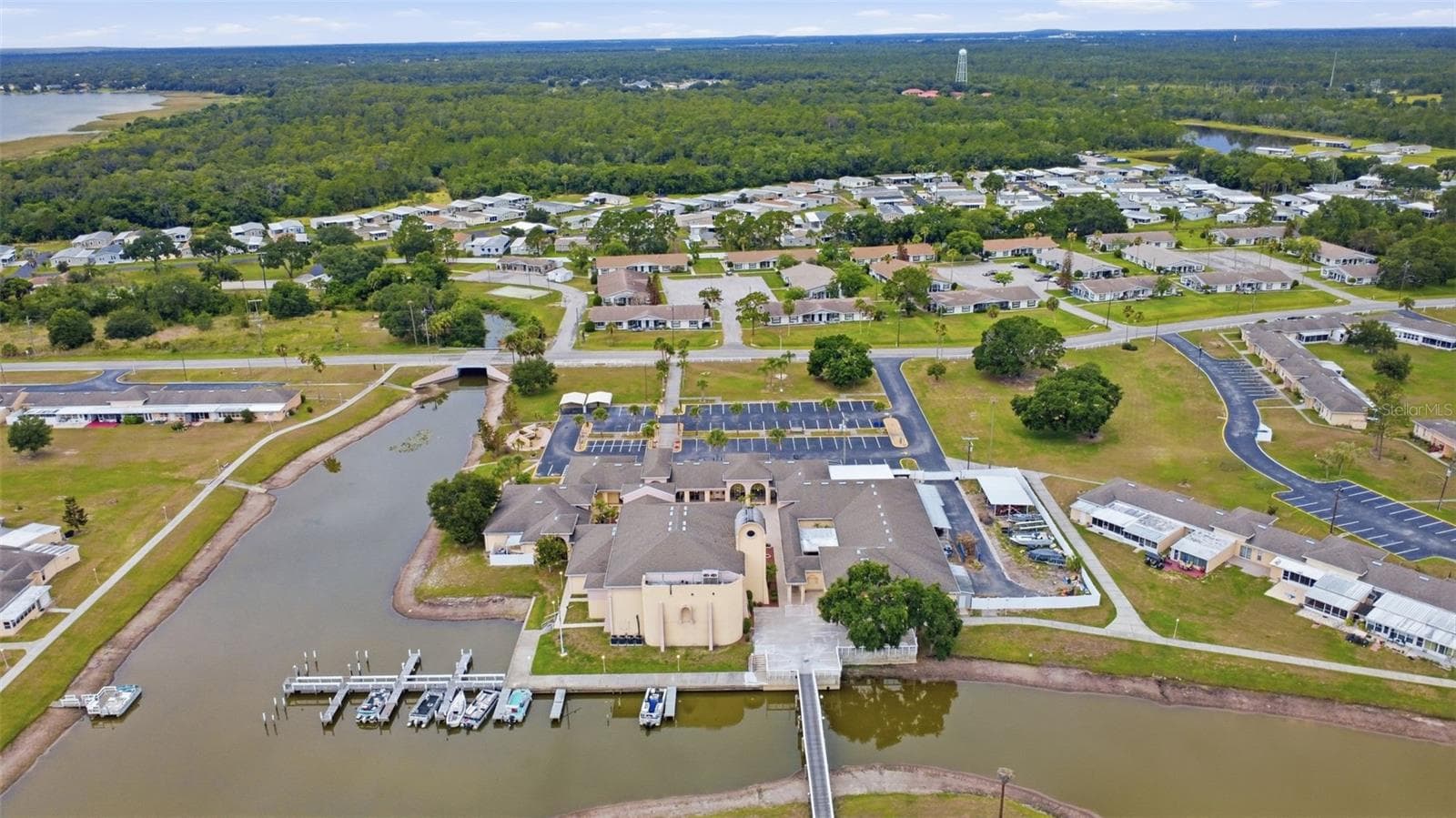 Condominium at 2607 CLUB CIR #2607, LAKE WALES, photo 34 of 40