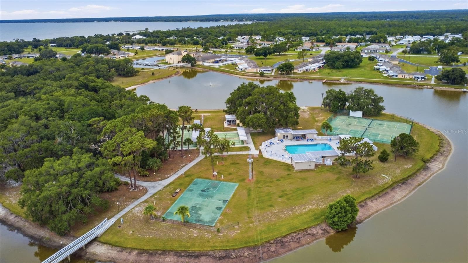 Condominium at 2607 CLUB CIR #2607, LAKE WALES, photo 37 of 40
