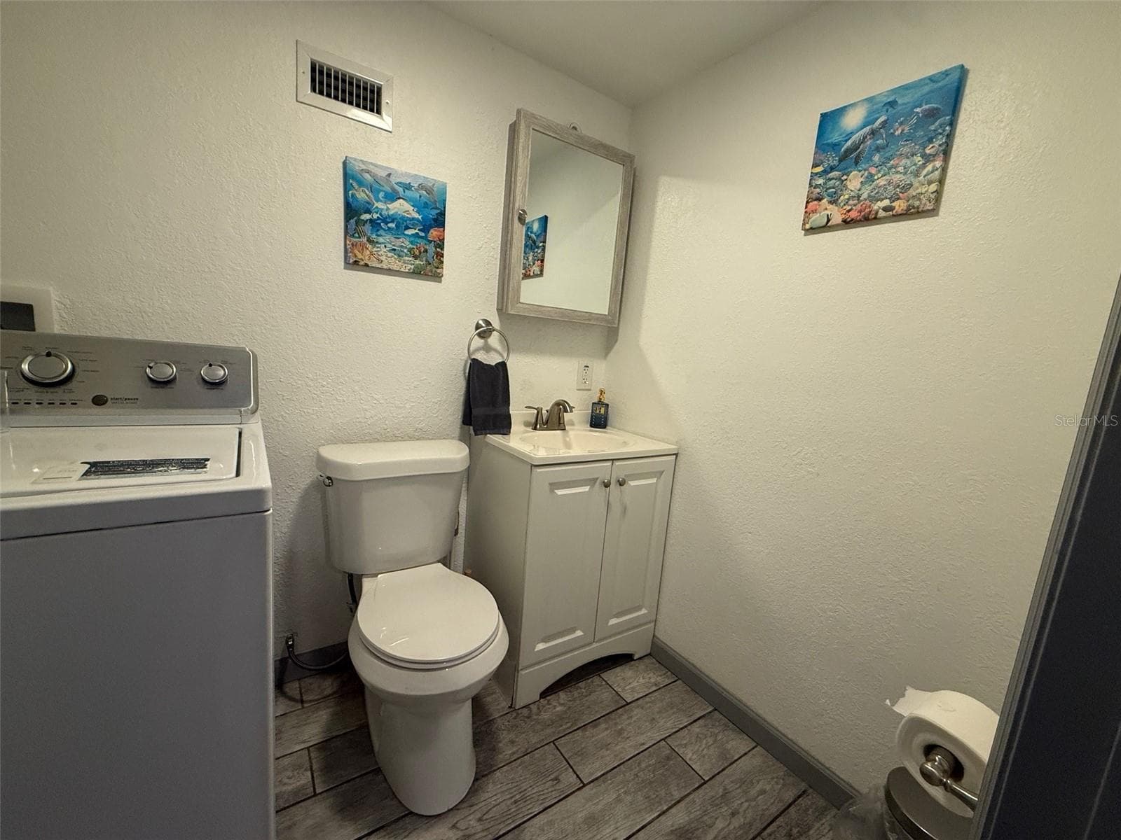 907 Wabash half bath - 907 N WABASH AVE, LAKELAND