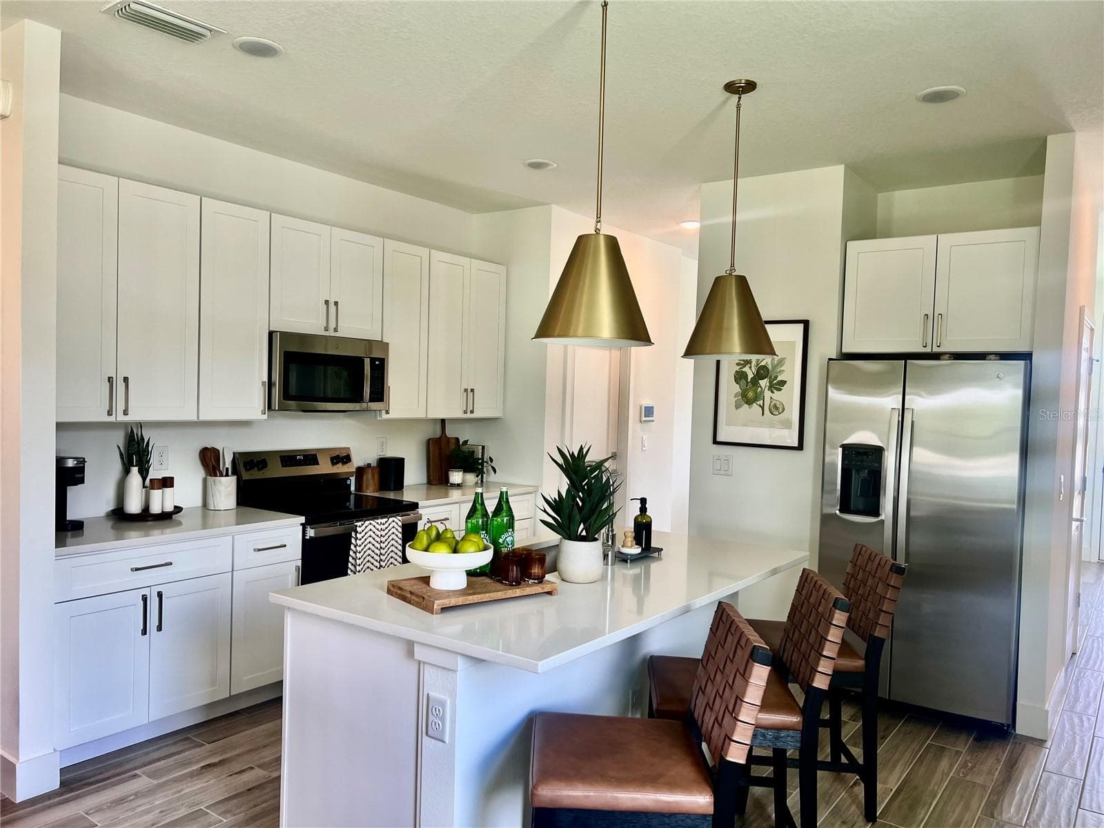 Single Family Residence at 280 ELENA LAVIN CIR, ORLANDO, photo 4 of 12